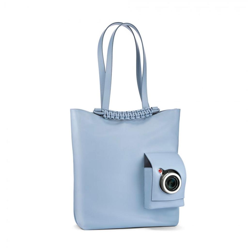 /store/product/images/detail/13033418/handbag_lightblue_rgb.jpg